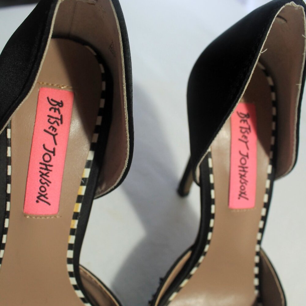 Betsey Johnson Mayson Bejeweled Black Satin Stiletto Heels, 6M, EUC - Picture 7 of 10